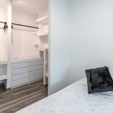 Casa Arnau Casa Con Extenso Jardin Y Piscina Holiday home *